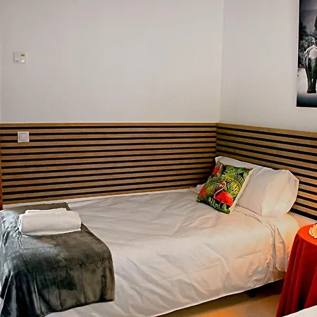 Afrikana Arenas de San Pedro