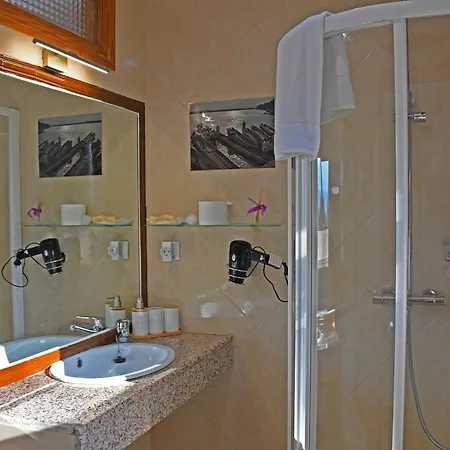 Afrikana Arenas de San Pedro