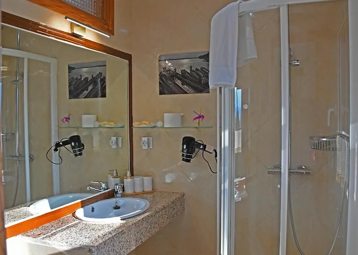 Afrikana 아레나스 데 산 페드로